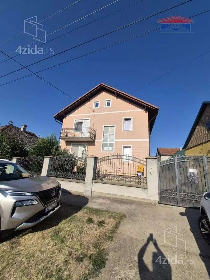 Kuća | 4zida