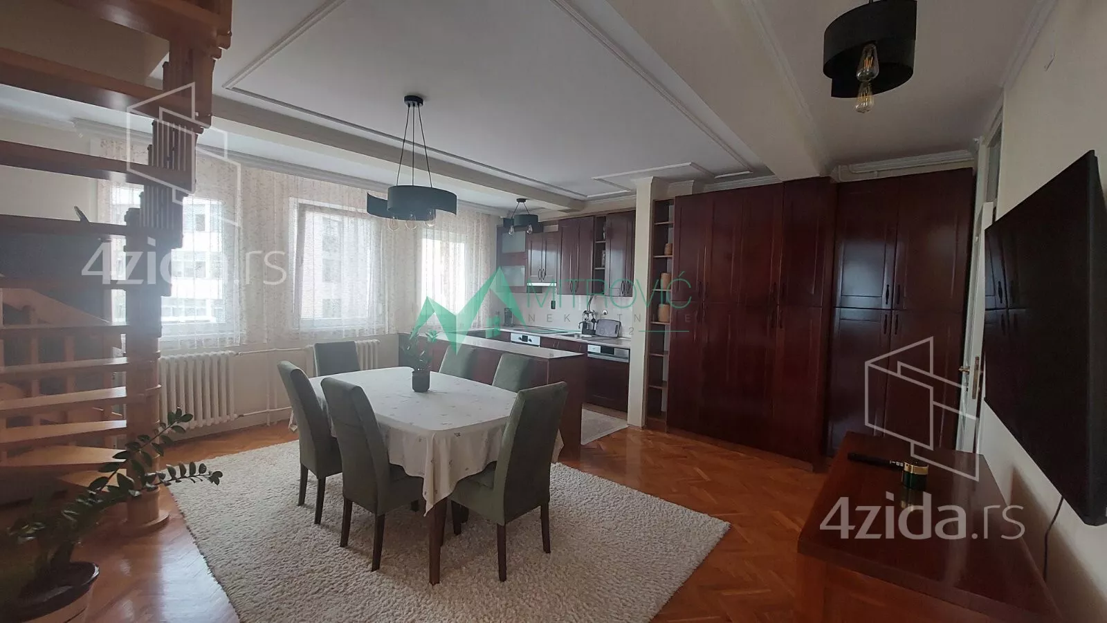 Troiposoban stan | 4zida