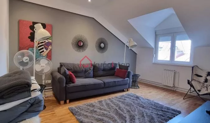 Sedmosoban stan | 4zida