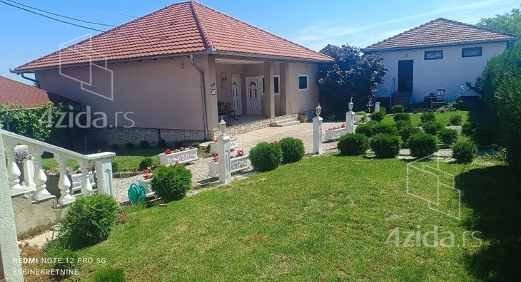 3-etažna kuća | 4zida