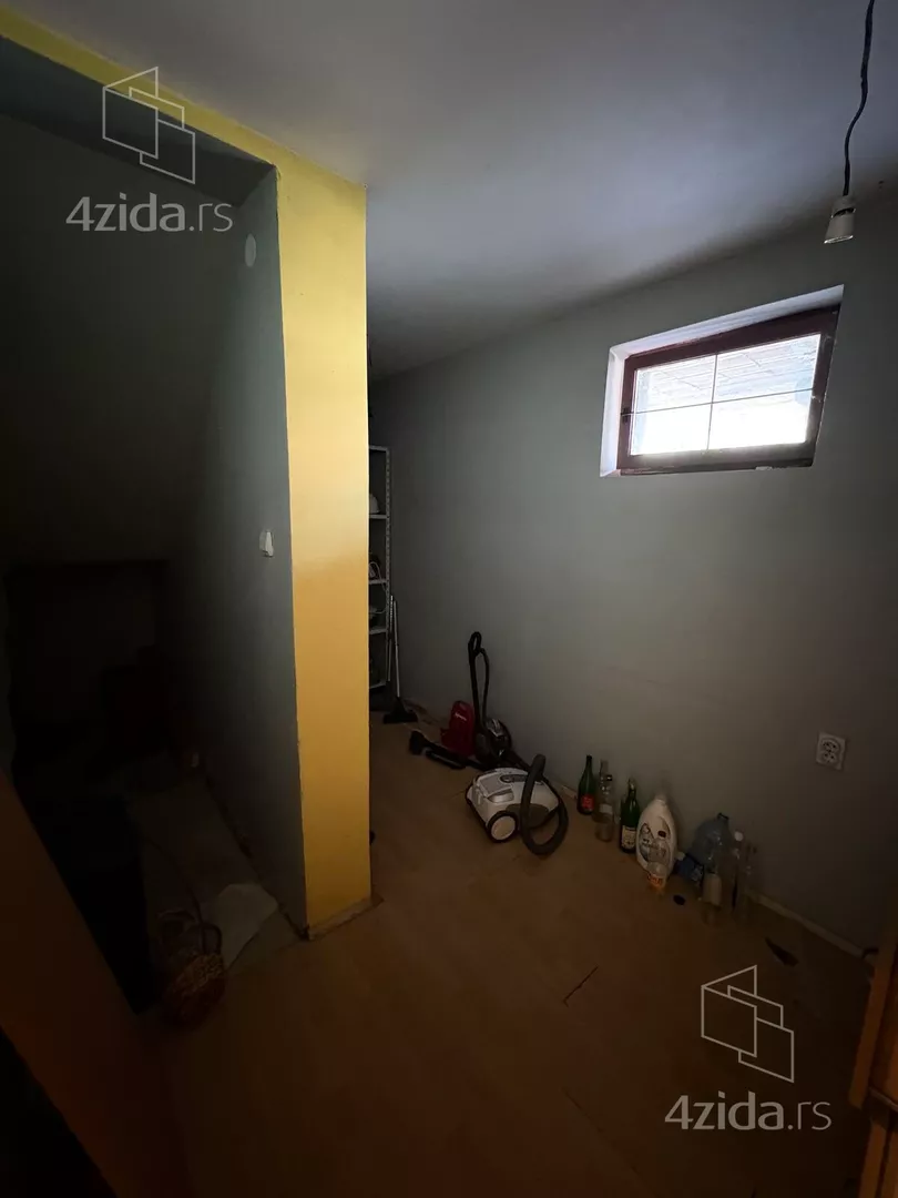 3-etažna kuća | 4zida