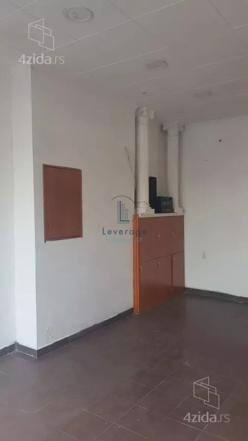 Lokal | 4zida
