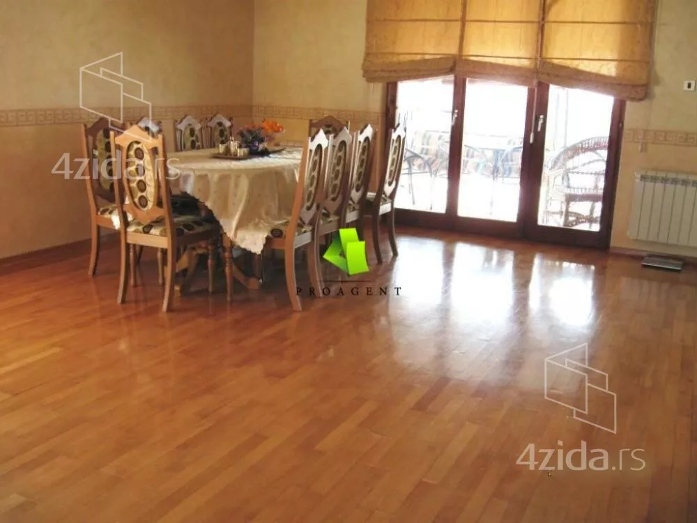 Kuća | 4zida