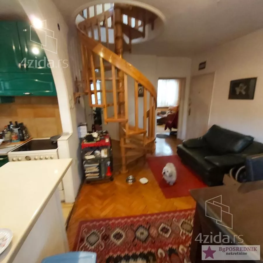 Petosoban stan | 4zida