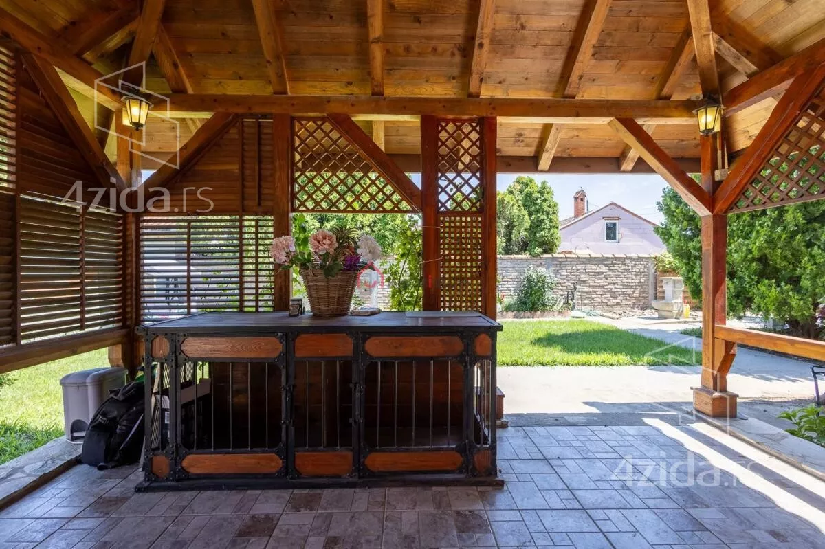 Kuća | 4zida