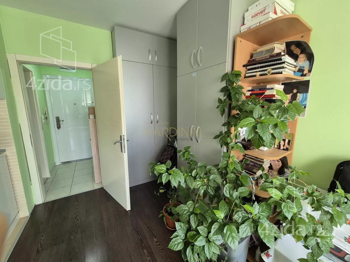 Garsonjera | 4zida