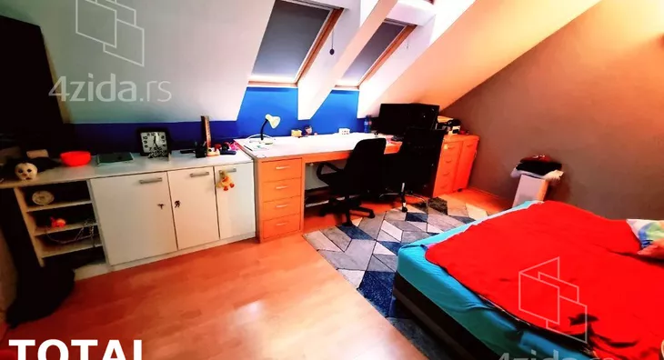 Petoiposoban stan | 4zida