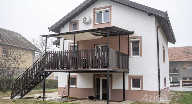 3-etažna kuća | 4zida