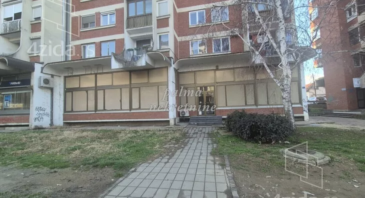 Poslovni prostor | 4zida