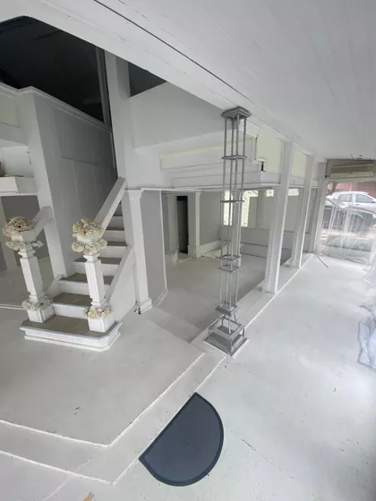 Nemanjina bb | 4zida.rs