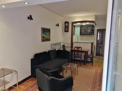 Albanske spomenice | 4zida.rs