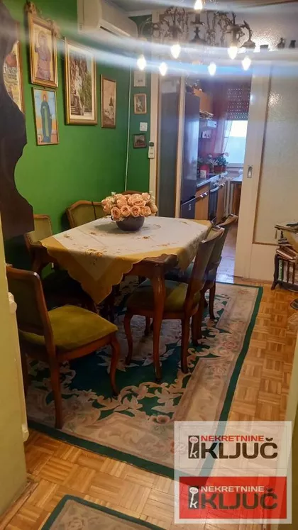 Novo Naselje | 4zida.rs