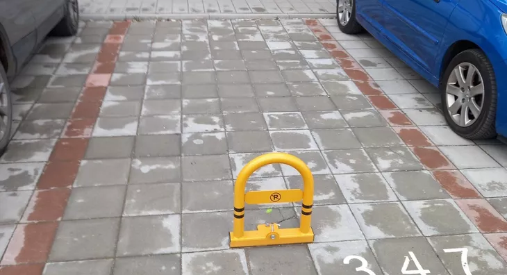 Parking | 4zida