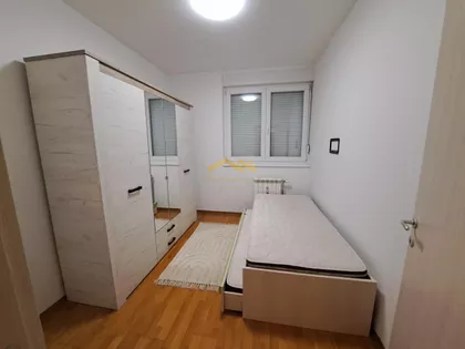 Adamovićevo Naselje | 4zida.rs