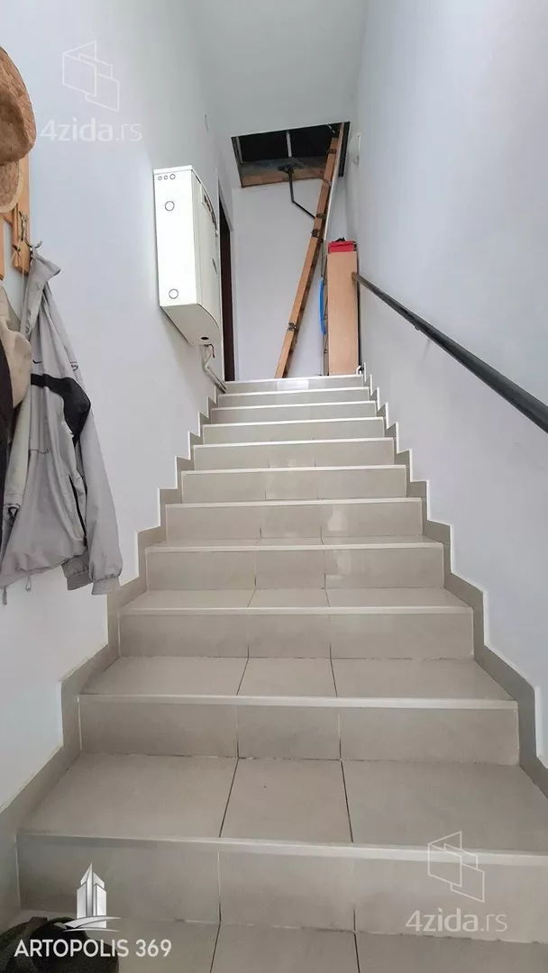 3-etažna kuća | 4zida