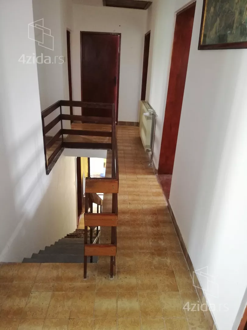 3-etažna kuća | 4zida