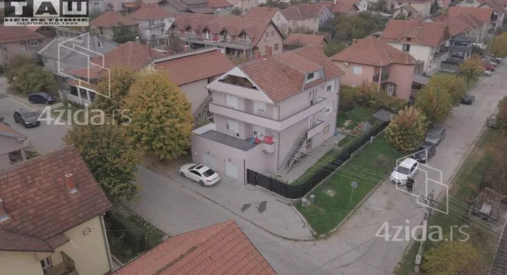 Kuća | 4zida