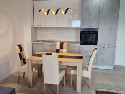 Novi Banovci | 4zida.rs