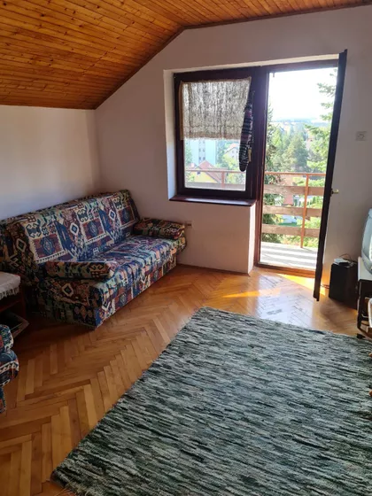 Andrije Jevremovića 215 | 4zida.rs