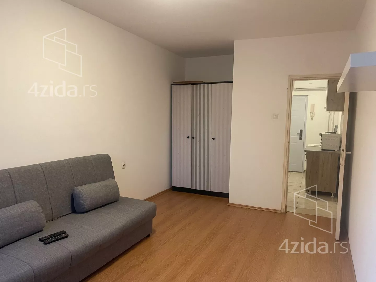 Garsonjera | 4zida