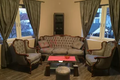 Petra Lekovića | 4zida.rs