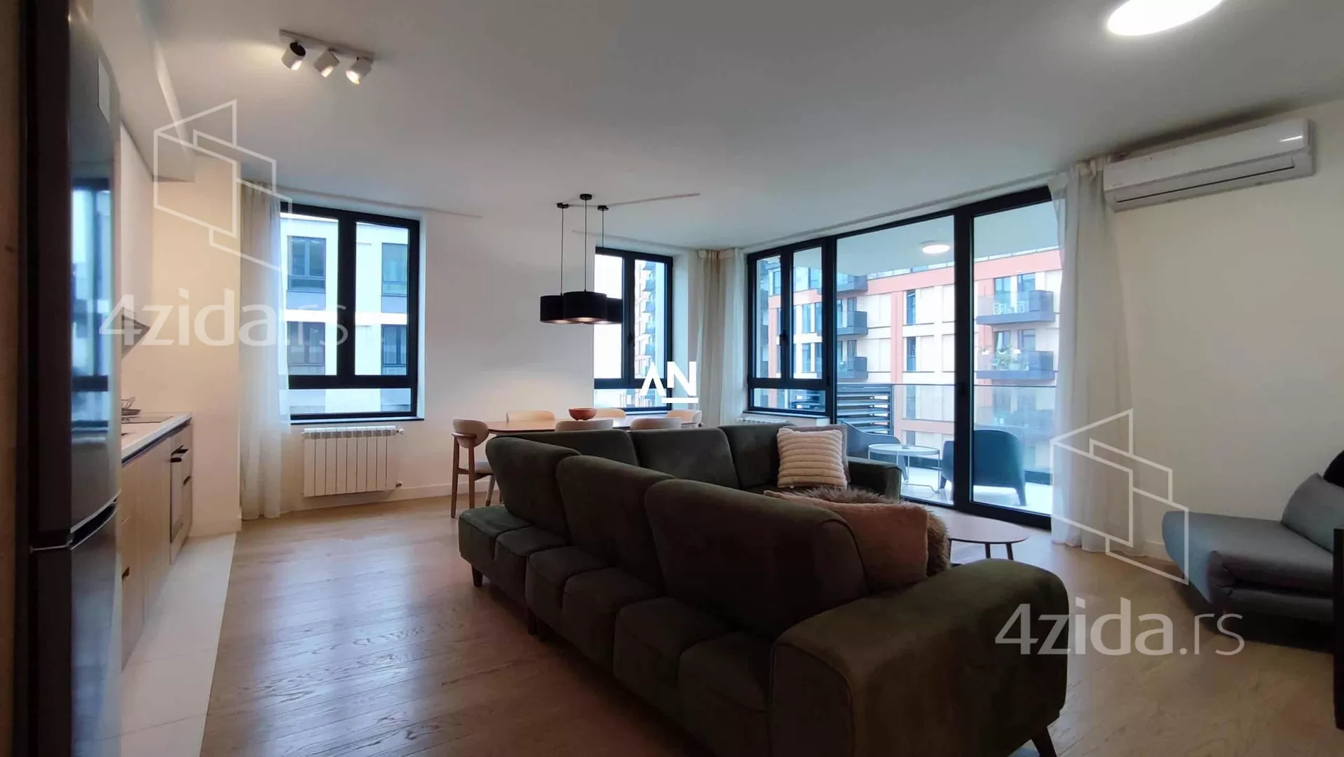 Trosoban stan | 4zida