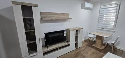 Lajoša Joa 52 | 4zida.rs