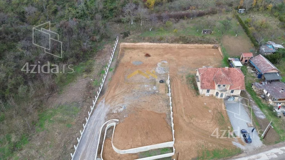 Građevinsko zemljište | 4zida
