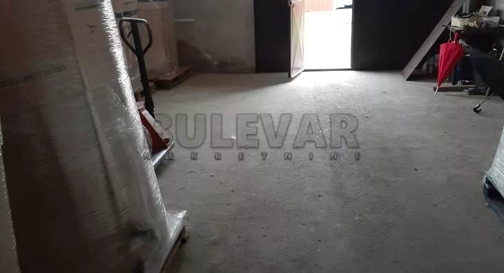 Lokal | 4zida