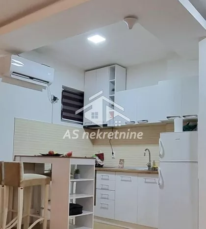 Autokomanda | 4zida.rs