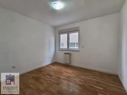 Obrenovac  | 4zida.rs