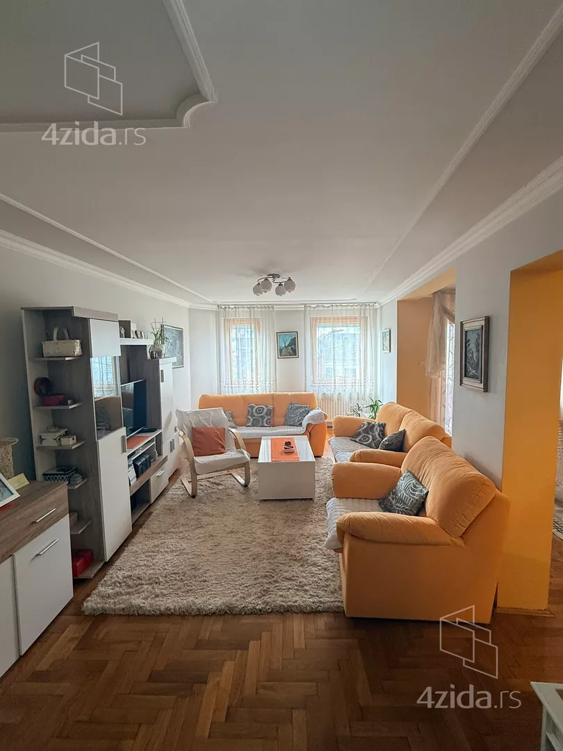 Četvorosoban stan | 4zida