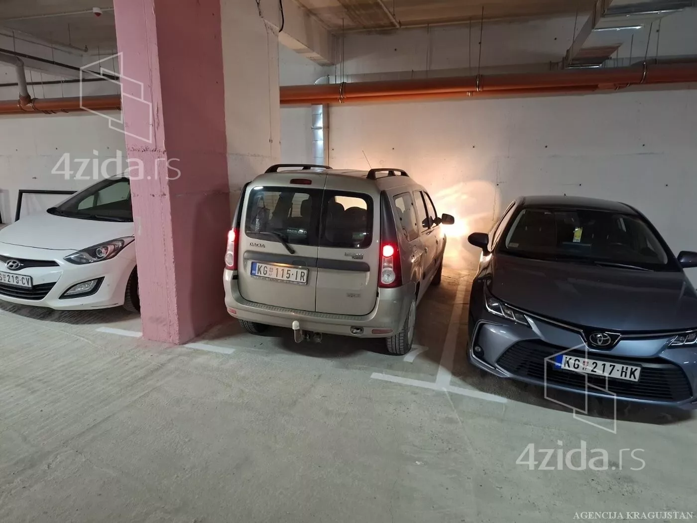 Garaža | 4zida
