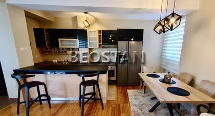 Cara Dusana | 4zida.rs