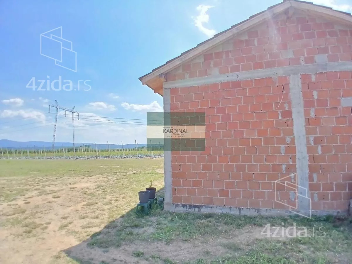 Poljoprivredno zemljište | 4zida