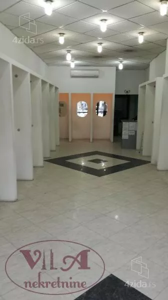 Lokal | 4zida