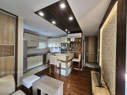 Žitni Trg | 4zida.rs