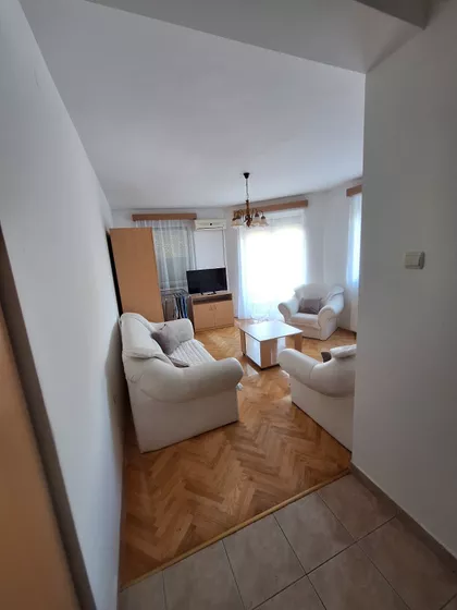 Centar 1 | 4zida.rs