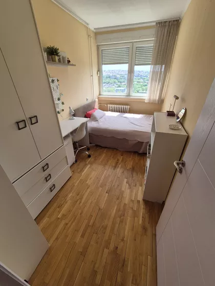 Ustanička | 4zida.rs