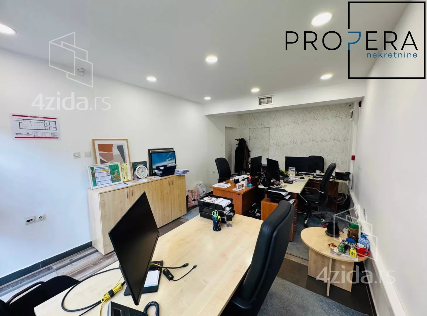 Poslovni prostor | 4zida