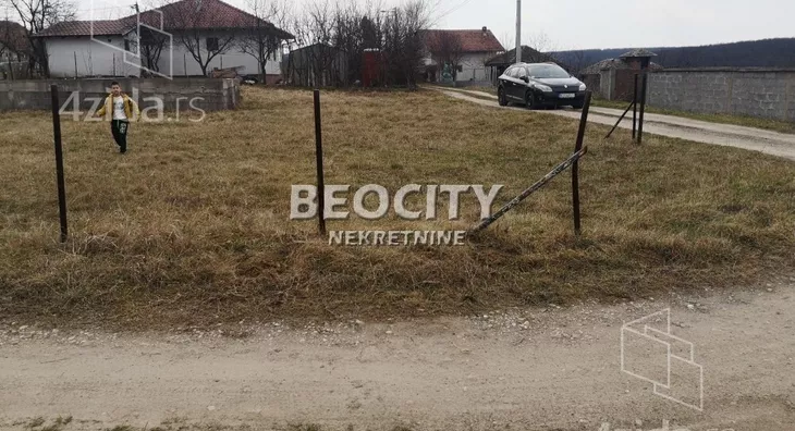Plac | 4zida