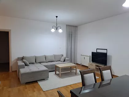 Cara Dušana | 4zida.rs