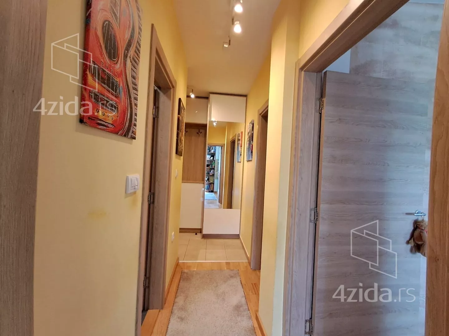 Dvoiposoban stan | 4zida