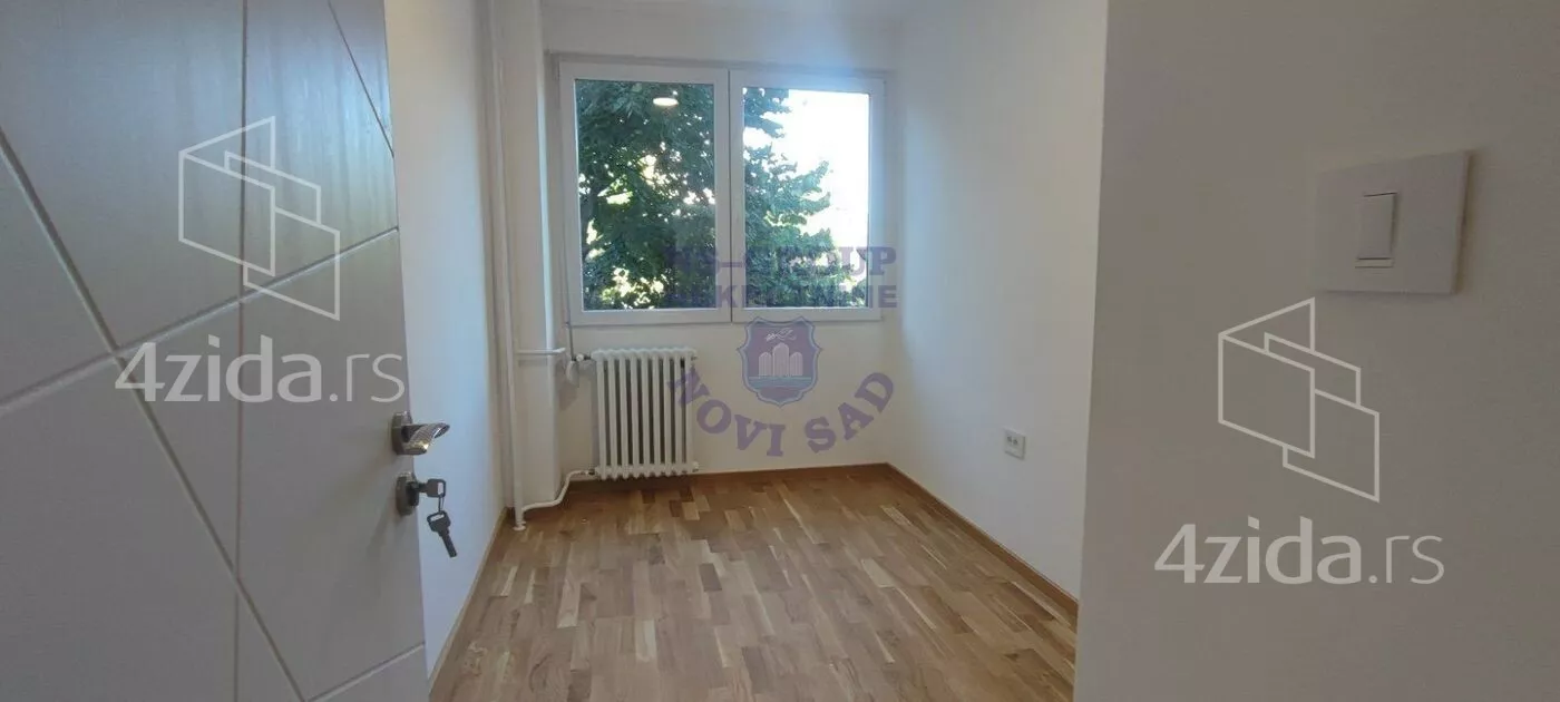 Četvoroiposoban stan | 4zida