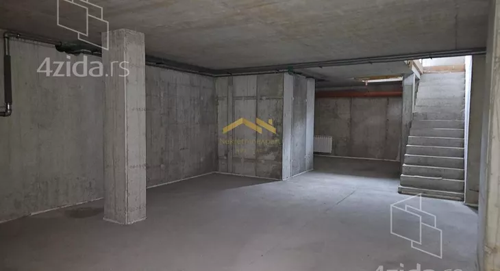 Poslovni prostor | 4zida