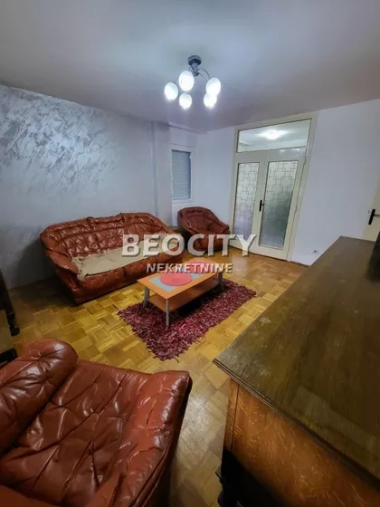 70 (kineski tržni centar)  -Jurija Gagarina | 4zida.rs