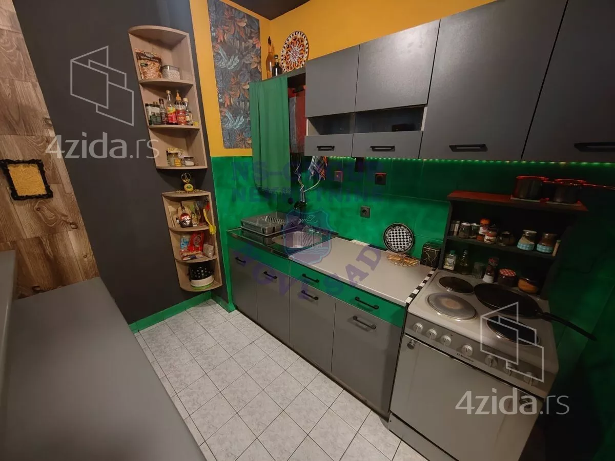 Četvorosoban stan | 4zida