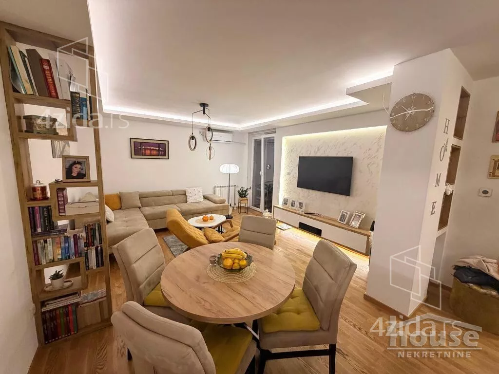 Dvoiposoban stan | 4zida