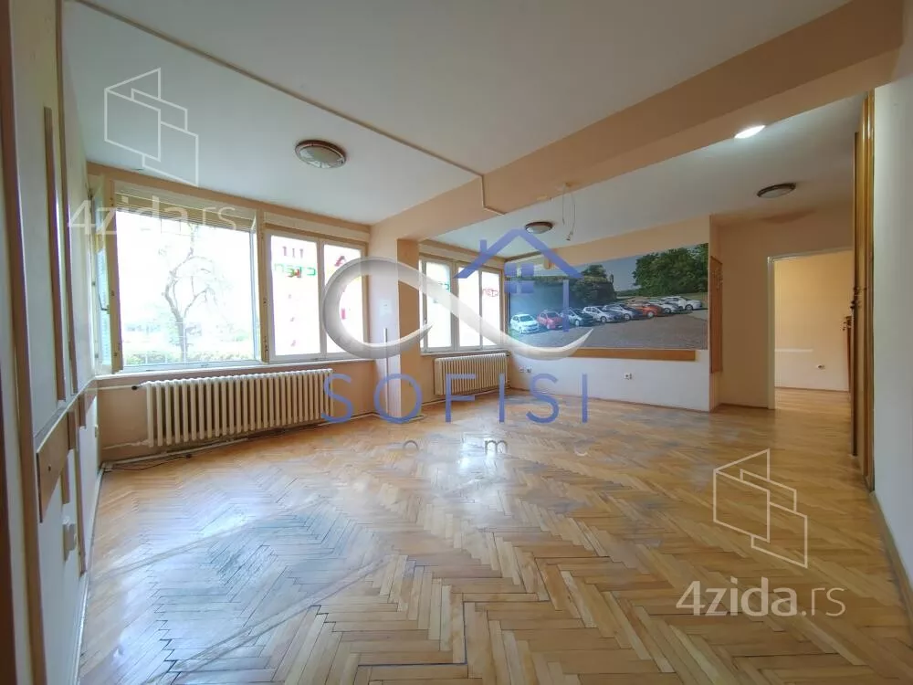 Poslovni prostor | 4zida