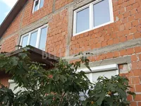 Ugrinovci, Zemun opština, Beograd | 4zida.rs